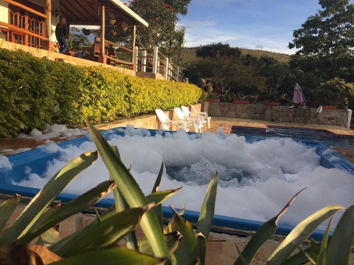 Hotel Boutique Santa Clara Mesa De Los Santos Лос-Сантос Экстерьер фото